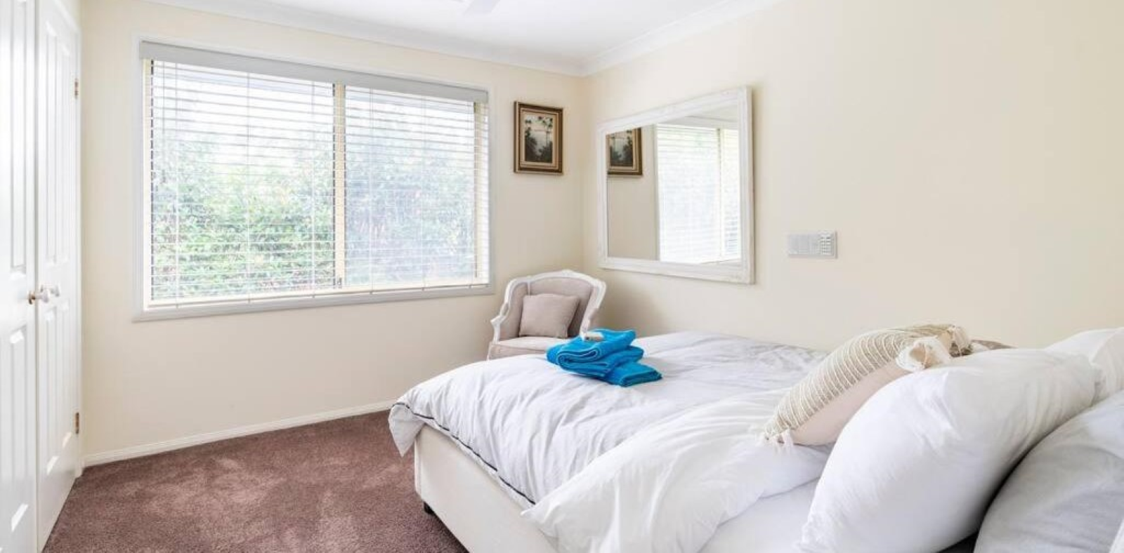 Lake Macquarie Holiday Rentals Bed 2