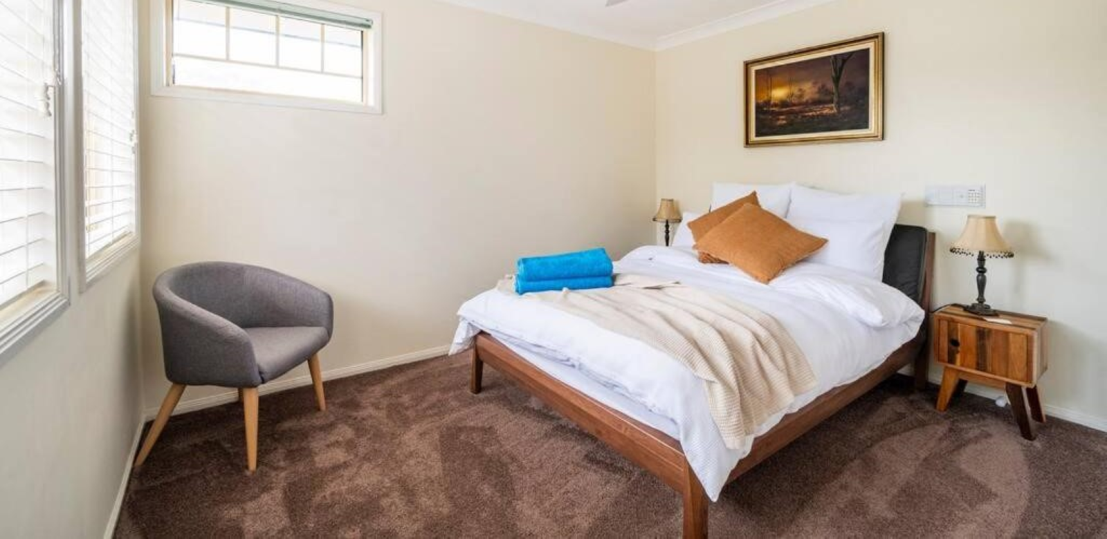 Lake Macquarie Holiday Rental bed 4